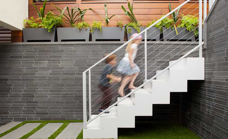 Smooth Grey Stone Feature Wall Courtyard in San Francisco