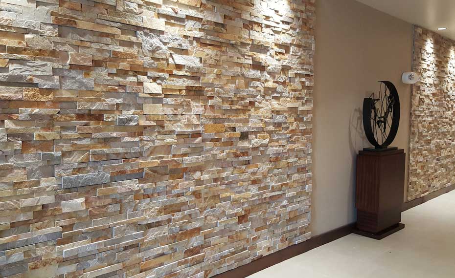 Gold Stacking Ledgestone Panel Veneer Used on Walls of Hampton Inn Hotel in Florida